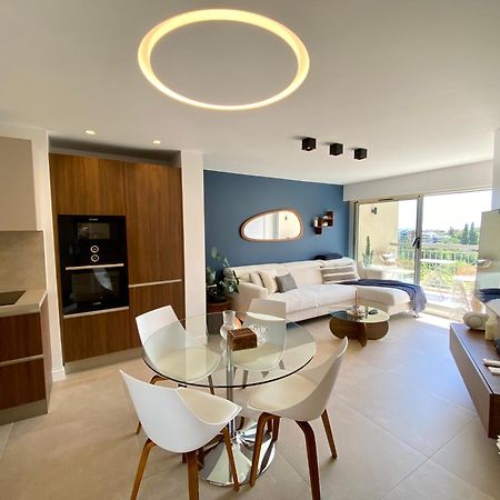 Appartement Luxe Vue Mer Et Collines Avec Piscine Mandelieu エクステリア 写真